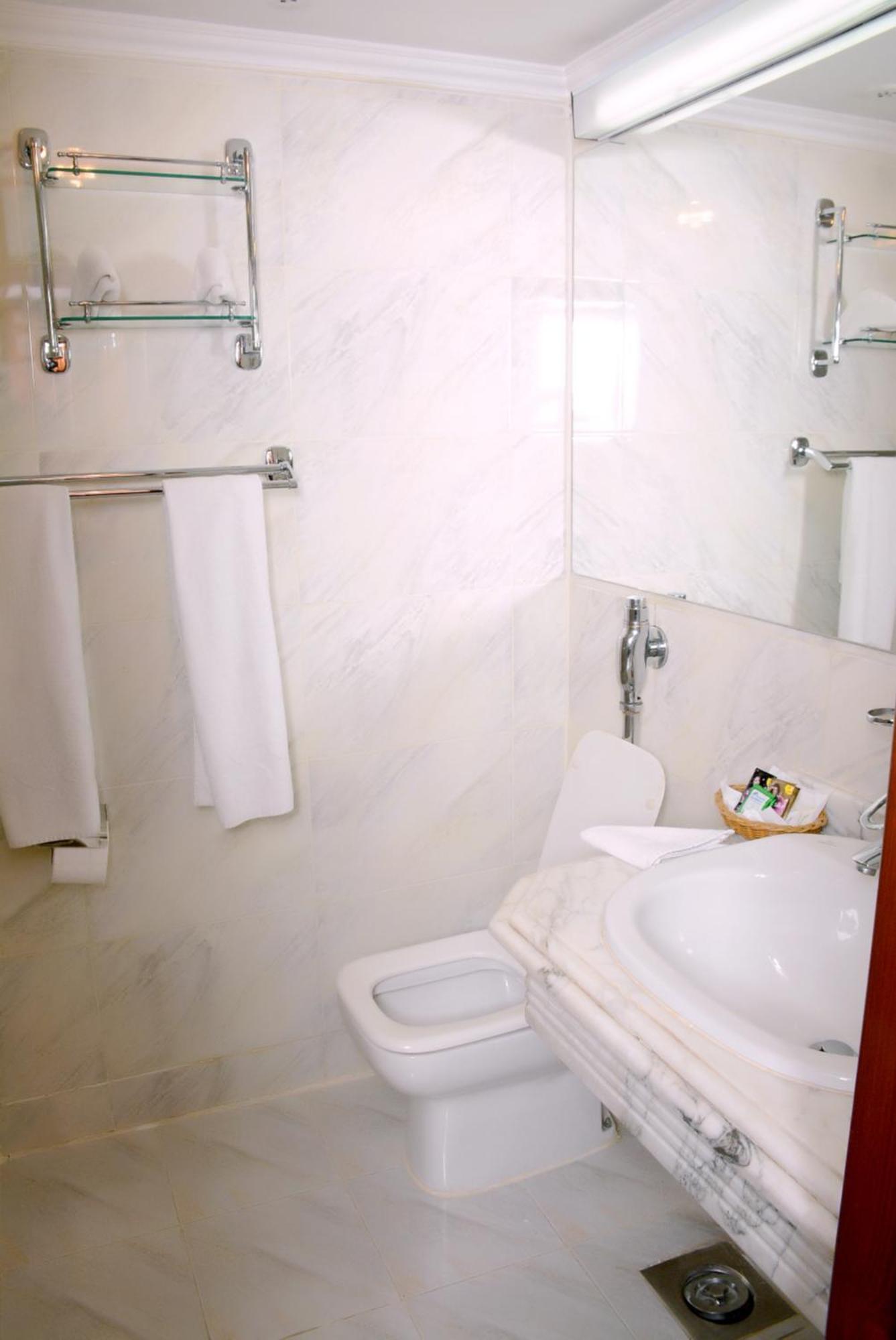 Hotel Nile Cruise Luxor Aswan 3,4 And 7 Nights Esterno foto