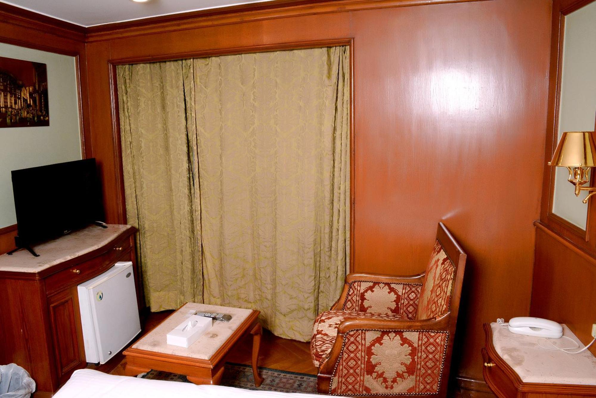 Hotel Nile Cruise Luxor Aswan 3,4 And 7 Nights Esterno foto